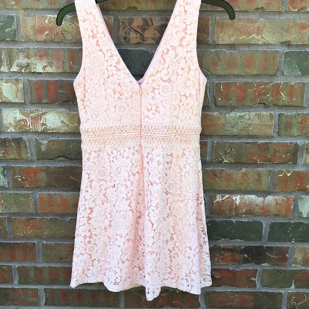Francesca’s dress - Picture 6 of 6